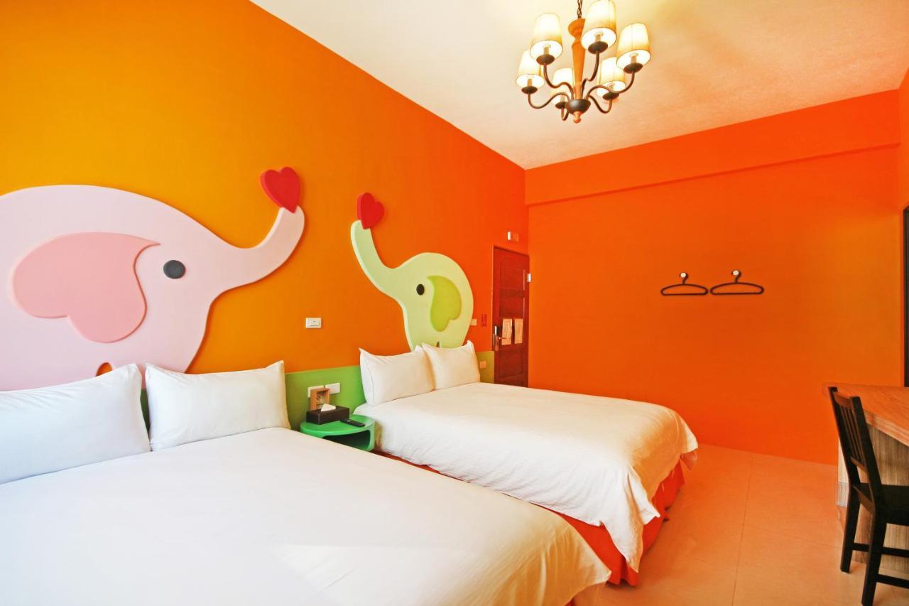 Fun Trip - Little Castle & Oscar B&B Taitung Екстериор снимка