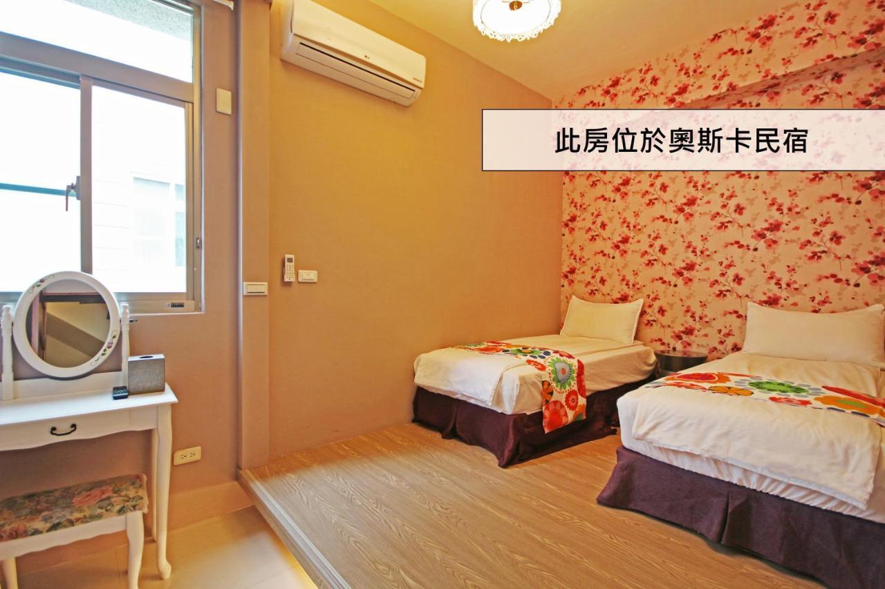 Fun Trip - Little Castle & Oscar B&B Taitung Екстериор снимка